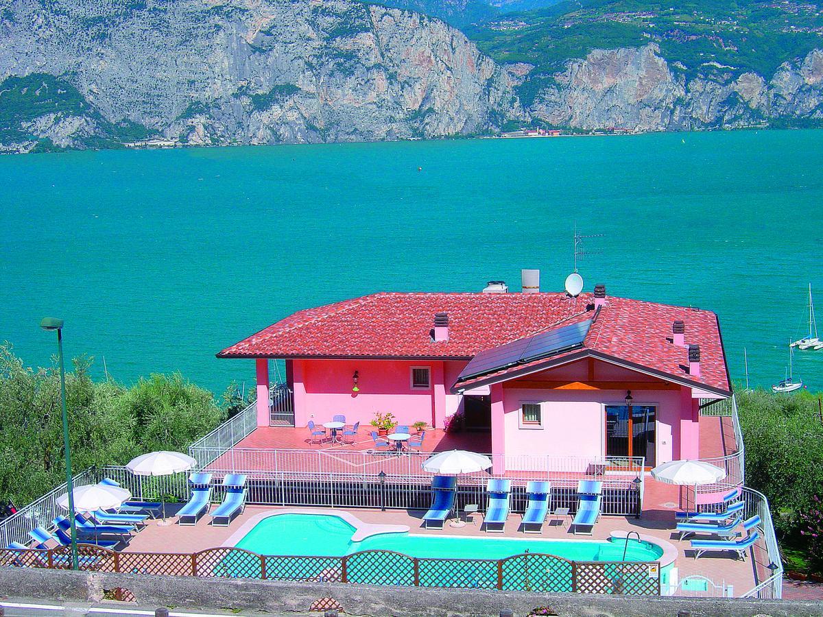 Hotel Residence Panoramica Бренцоне-суль-Гарда Екстер'єр фото